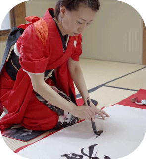 外国人向け書道パフォーマンス